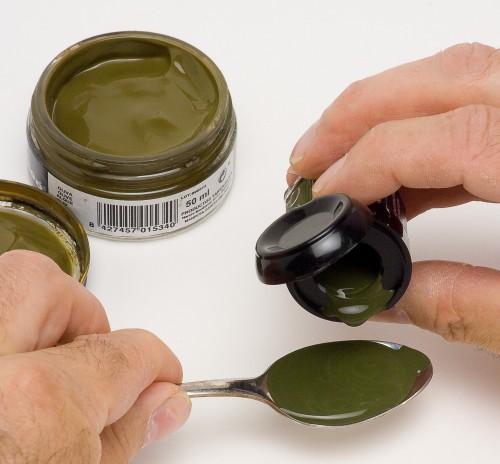 olive green shoe polish