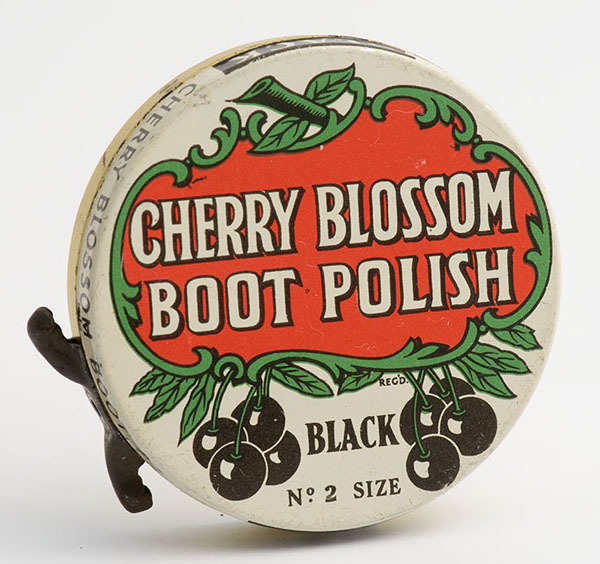 Cherry Blossom black boot polish
